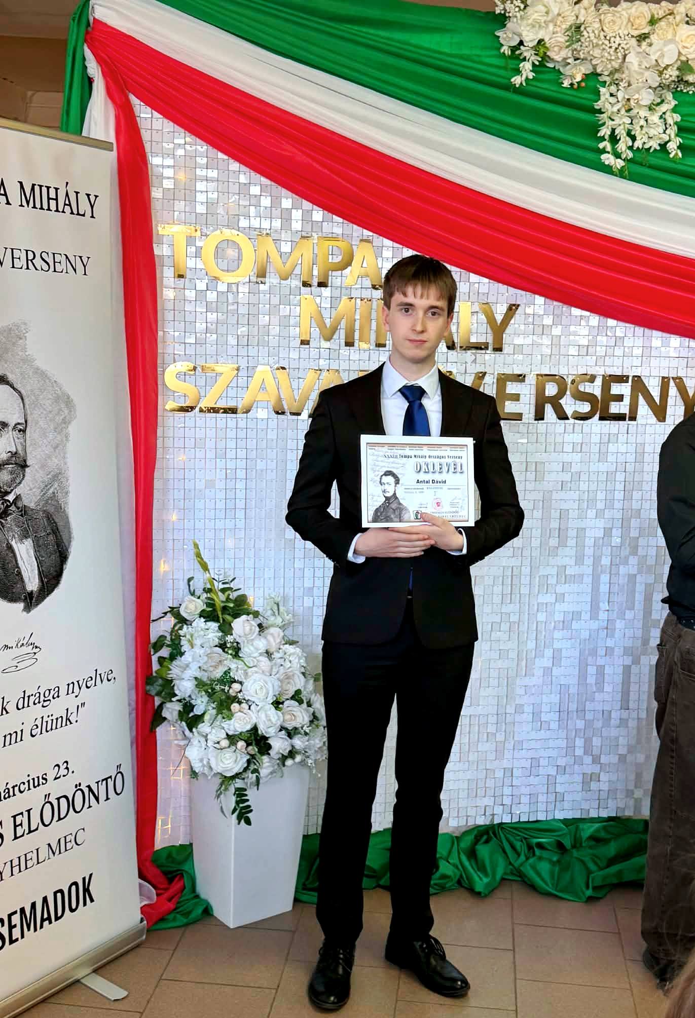 Výnimočný úspech v krajskom kole XXXIII. ročníka celoštátnej recitačnej súťaže Mihálya Tompu