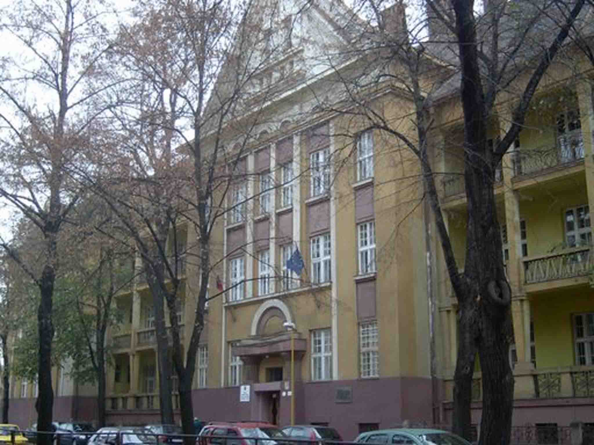 Stredná priemyselná škola stavebná a geodetická, Lermontovova 1