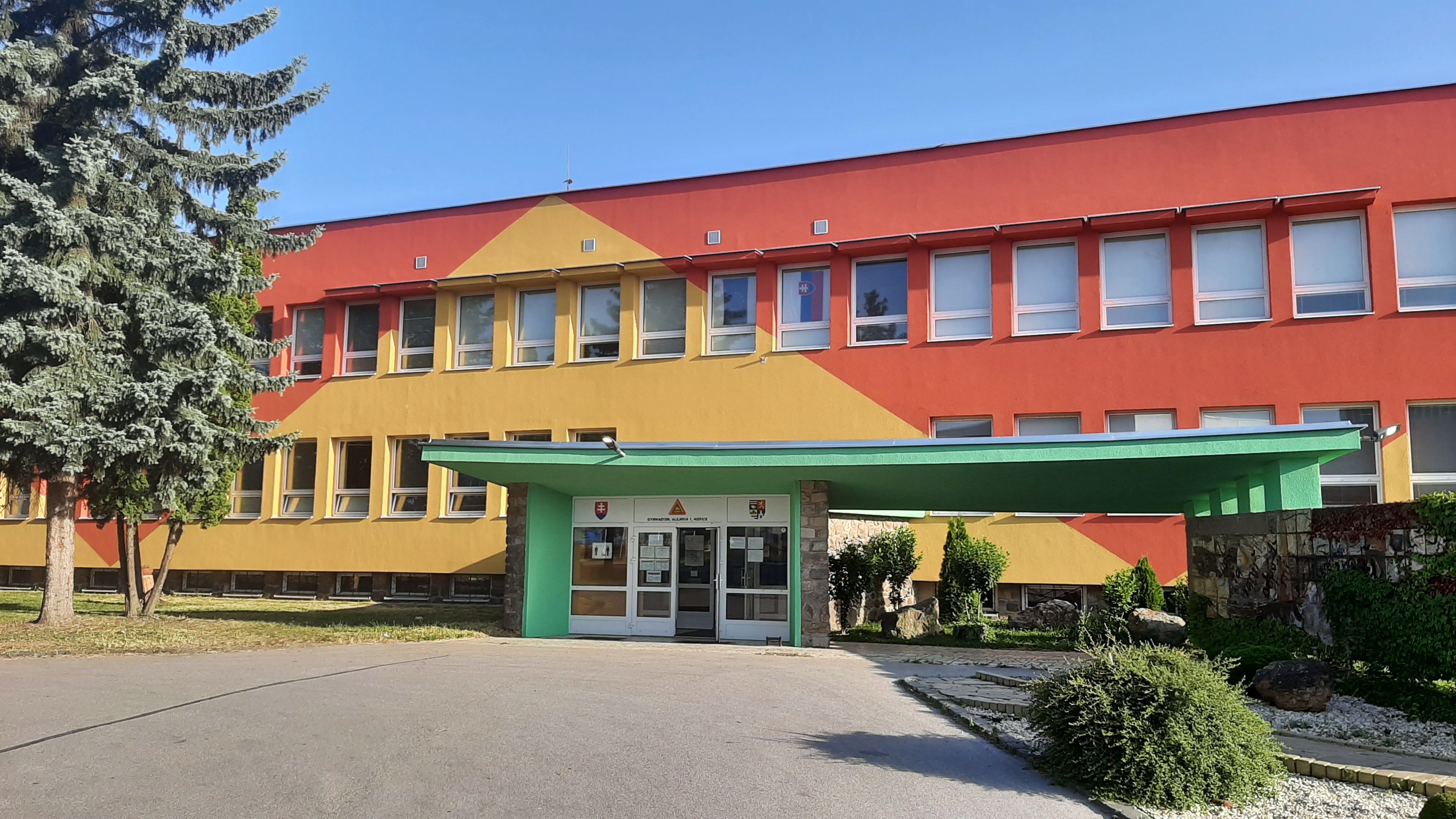 Gymnázium, Alejová 1