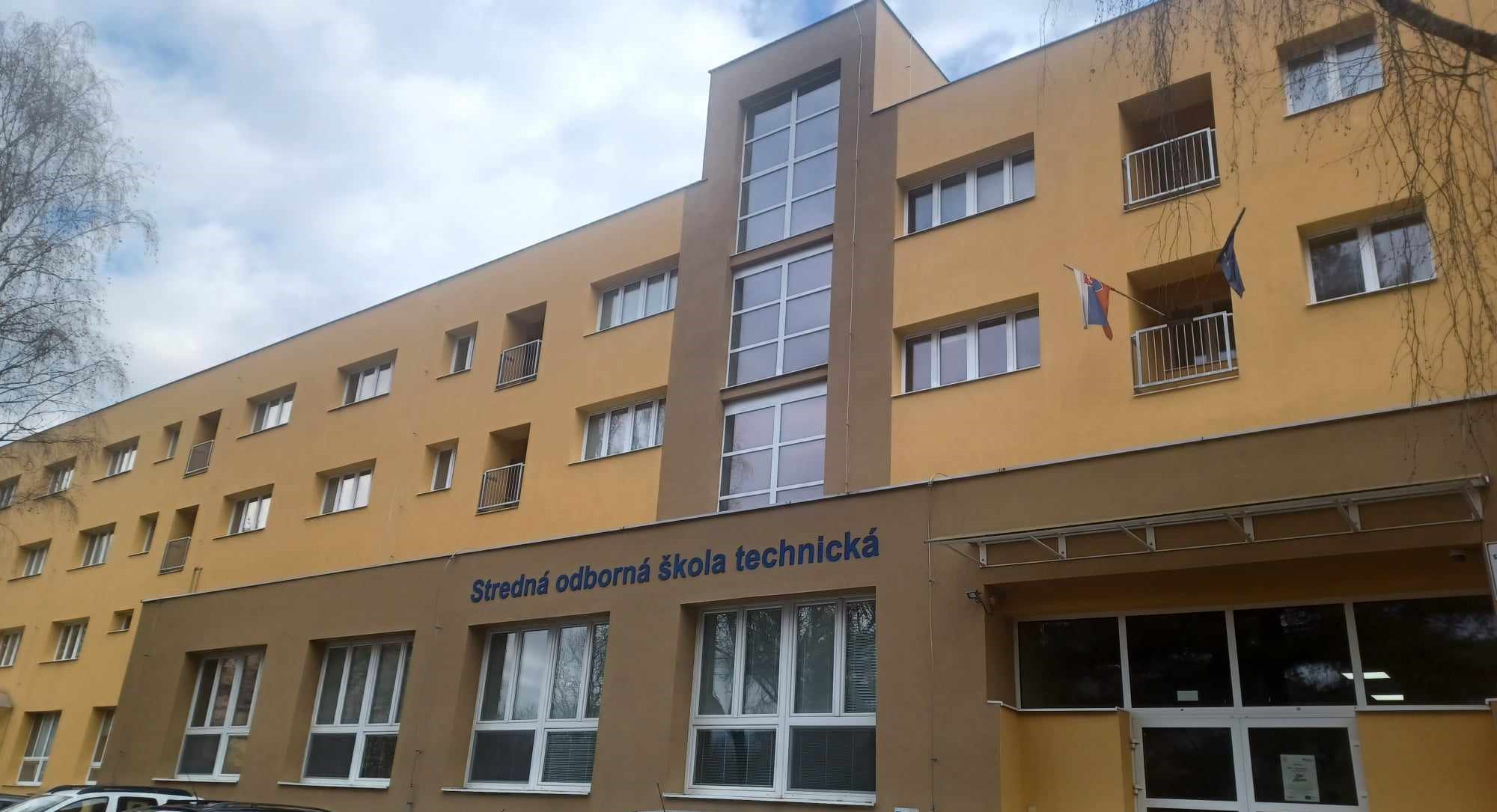 Stredná odborná škola technická, Hviezdoslavova 5