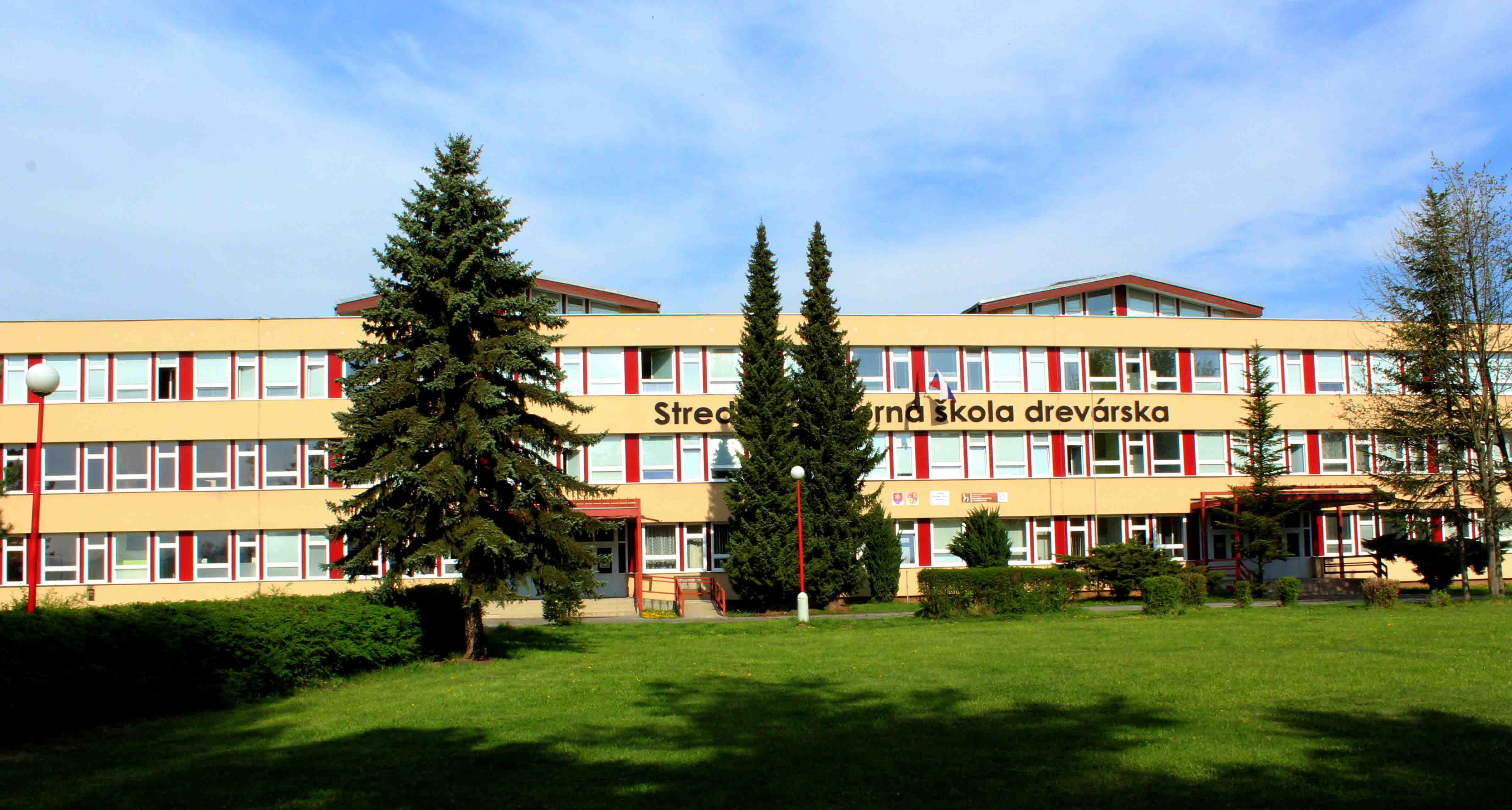 Stredná odborná škola drevárska, Filinského 7